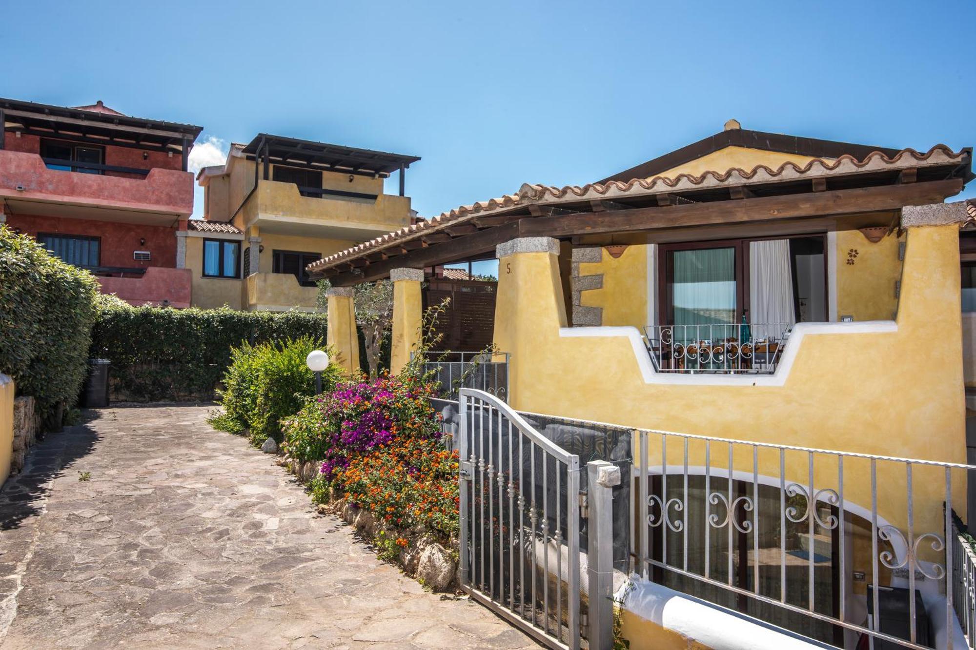 Dimora Di Rosy Pittulongu - Happy Rentals Ольбія Екстер'єр фото